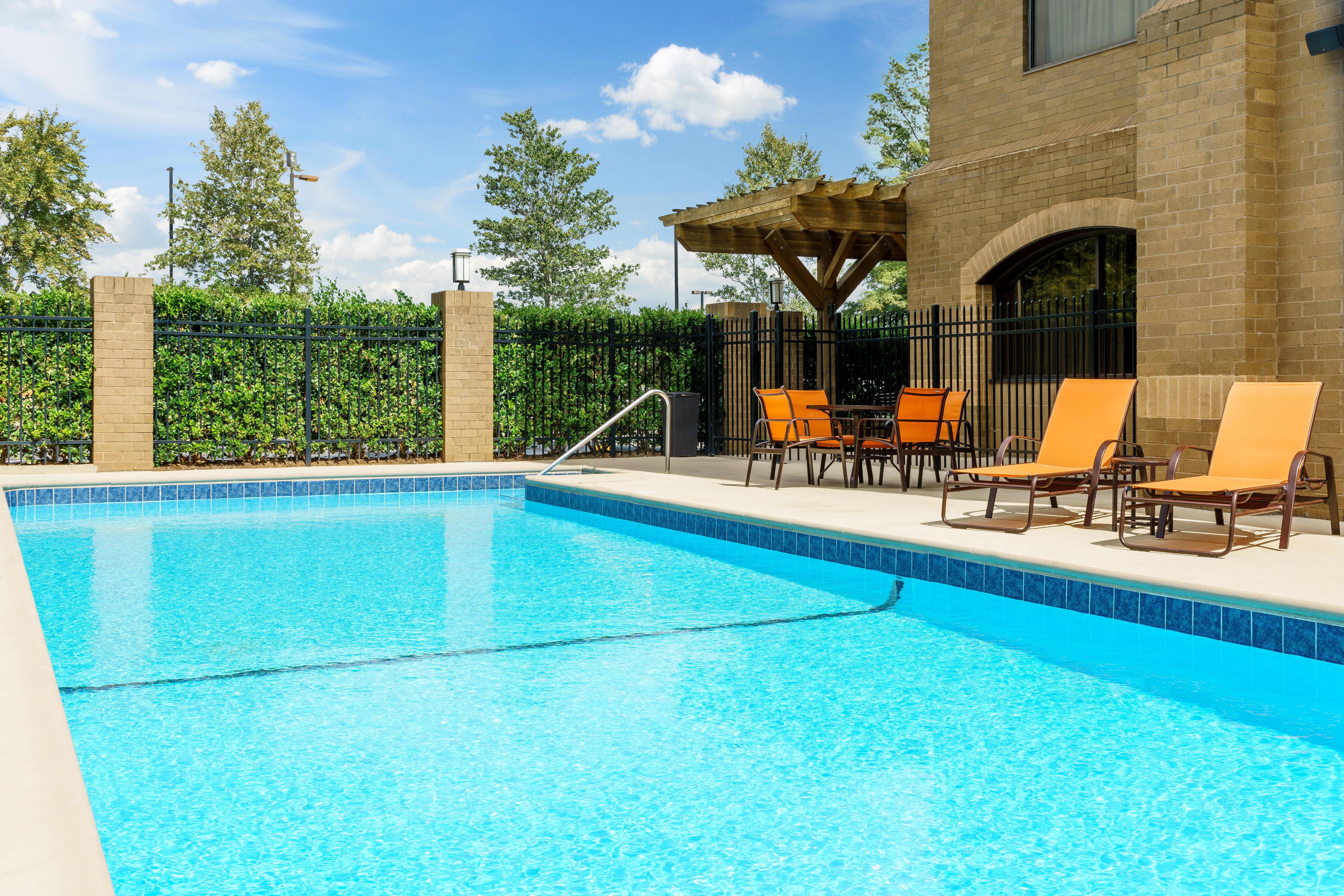 Holiday Inn Charlotte University By Ihg Extérieur photo