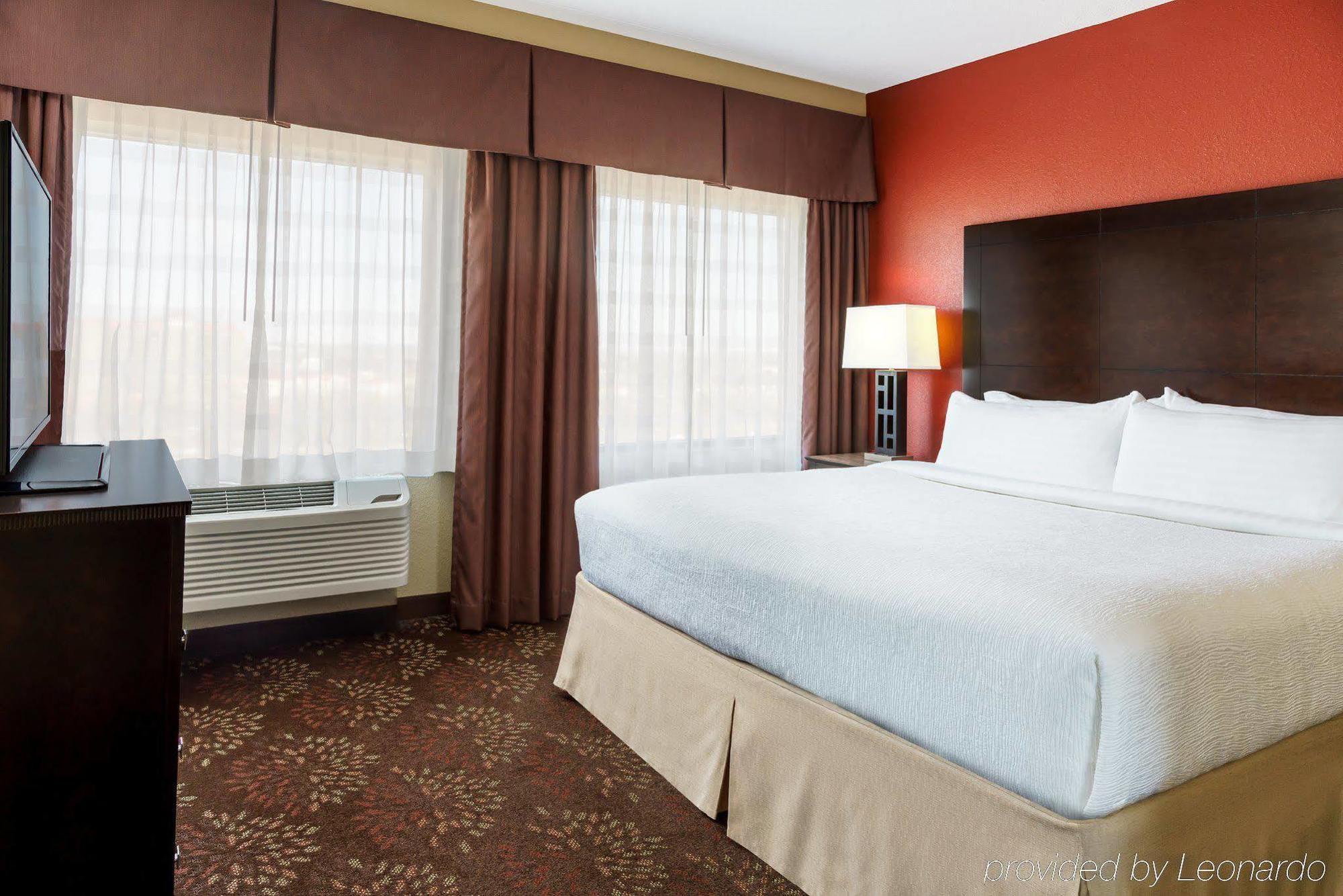 Holiday Inn Charlotte University By Ihg Extérieur photo
