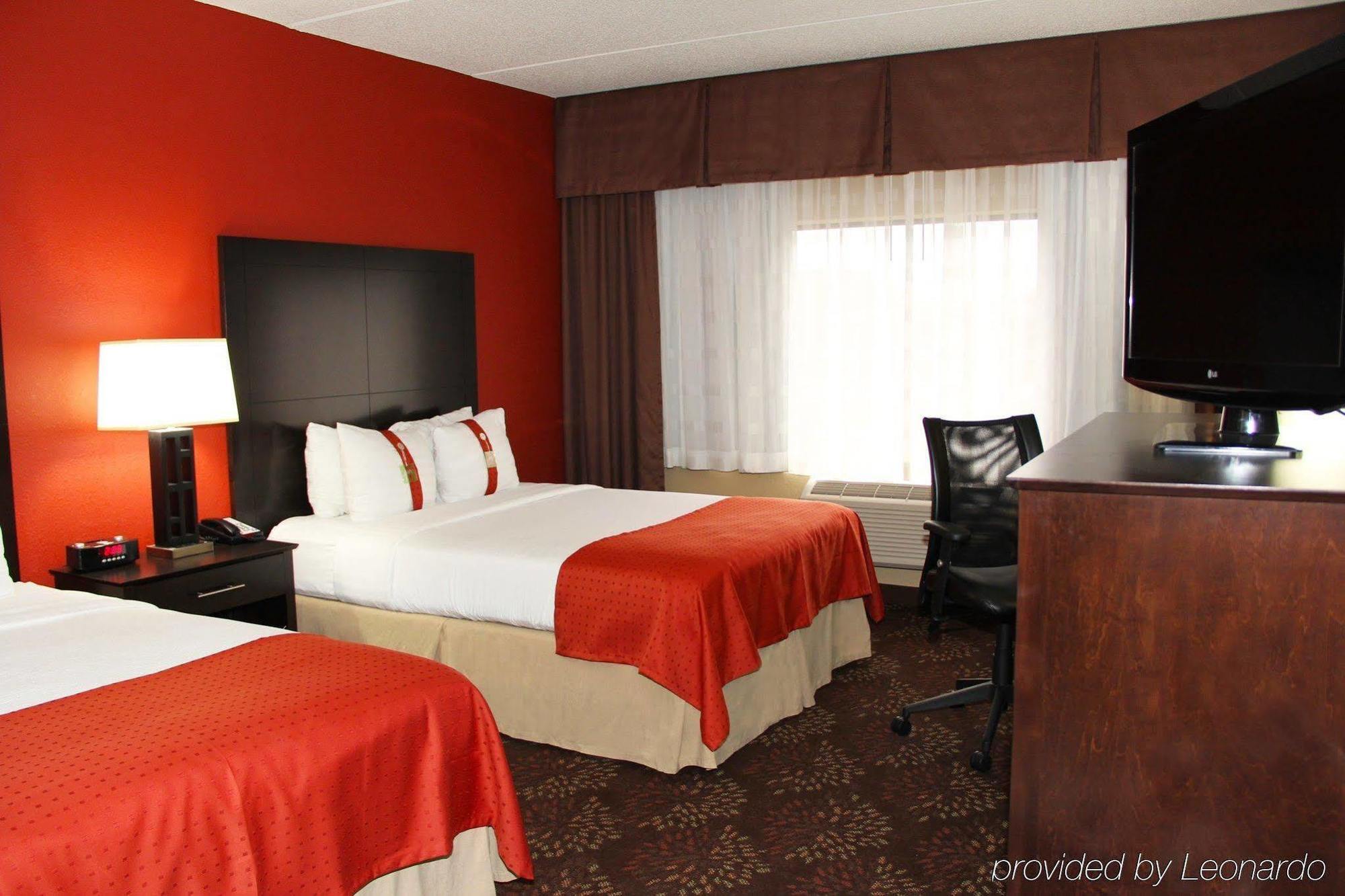 Holiday Inn Charlotte University, An Ihg Hotel Extérieur photo