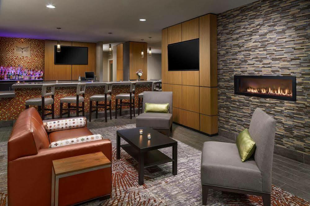 Holiday Inn Charlotte University By Ihg Extérieur photo