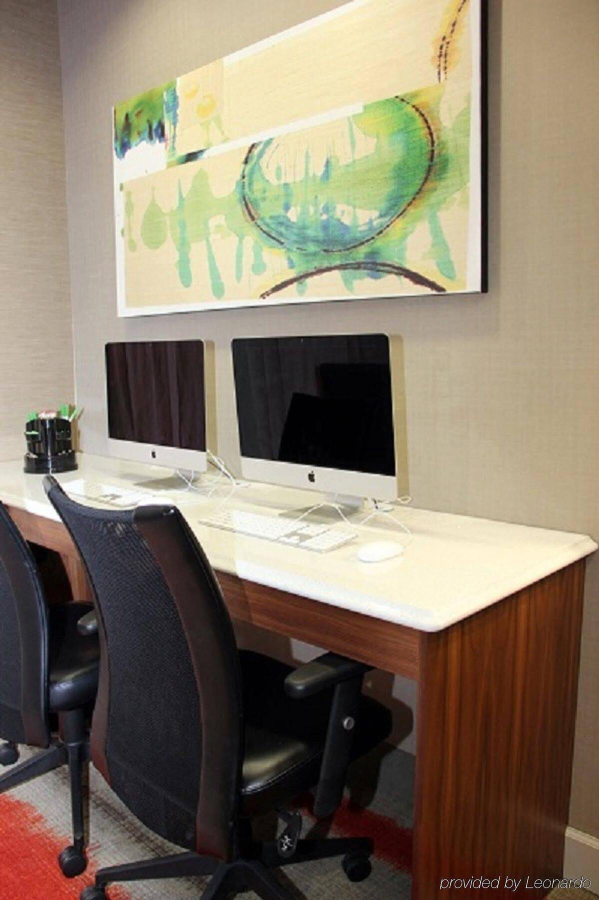 Holiday Inn Charlotte University By Ihg Extérieur photo